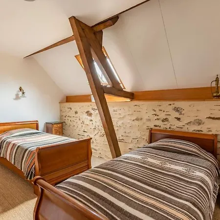 La Bellaziere, Heated Covered Swimming-pool Holiday home *
