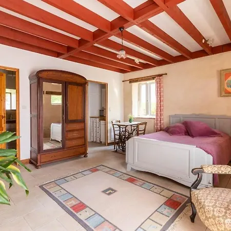 La Bellaziere, Heated Covered Swimming-pool